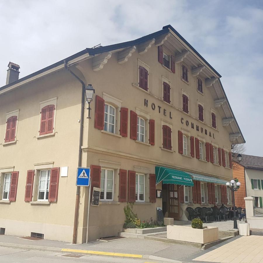 Auberge De Ballens Eksteriør bilde