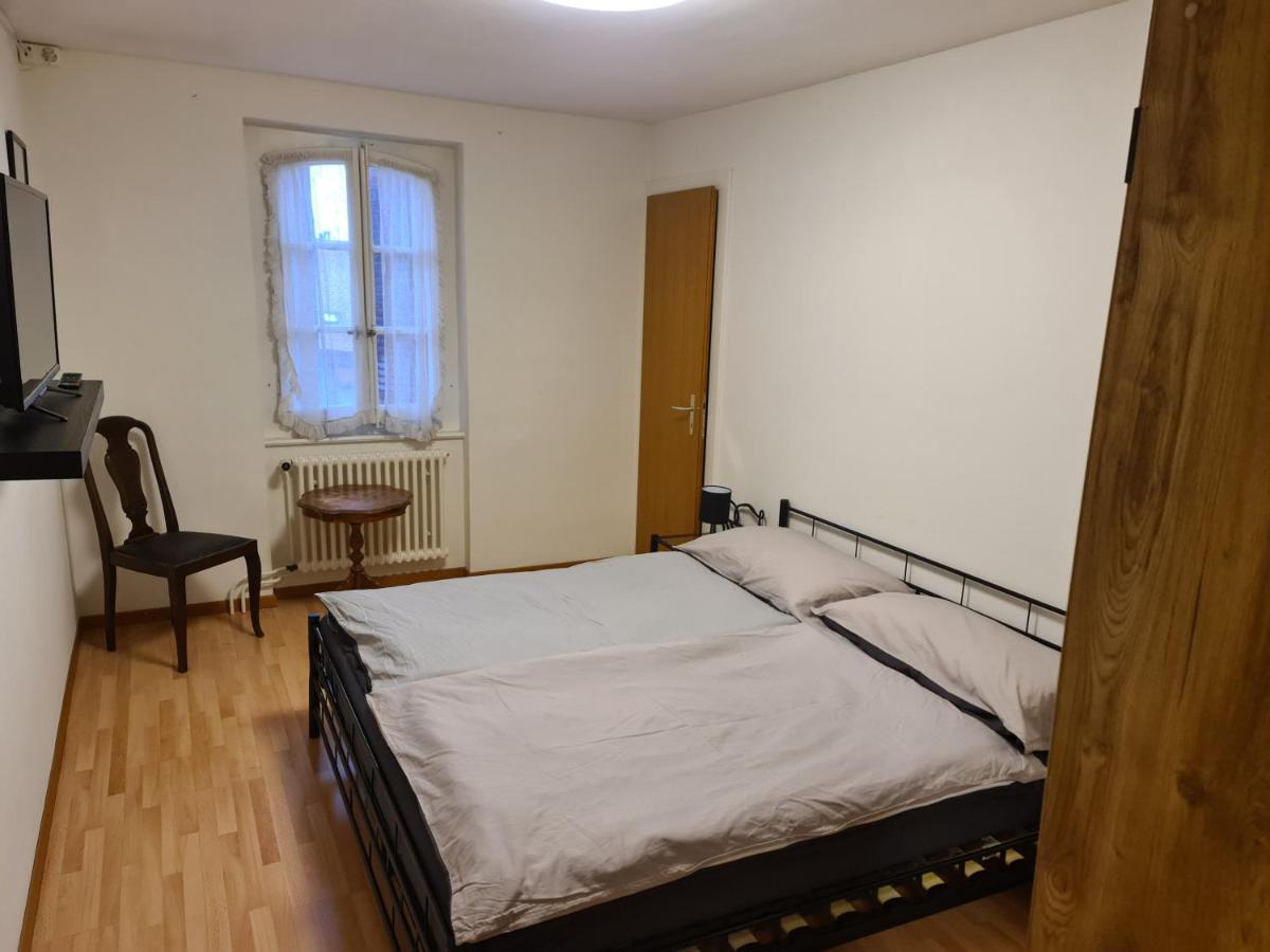 Auberge De Ballens Eksteriør bilde