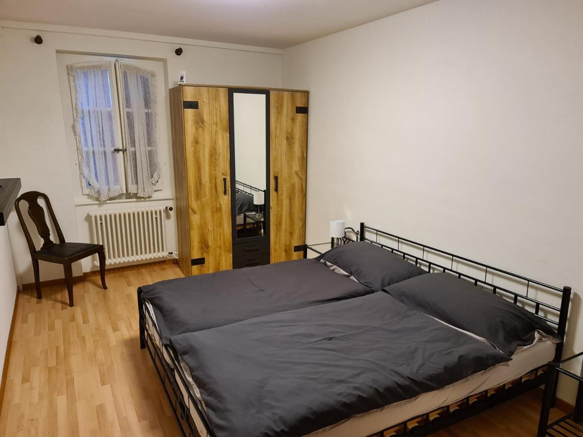 Auberge De Ballens Eksteriør bilde