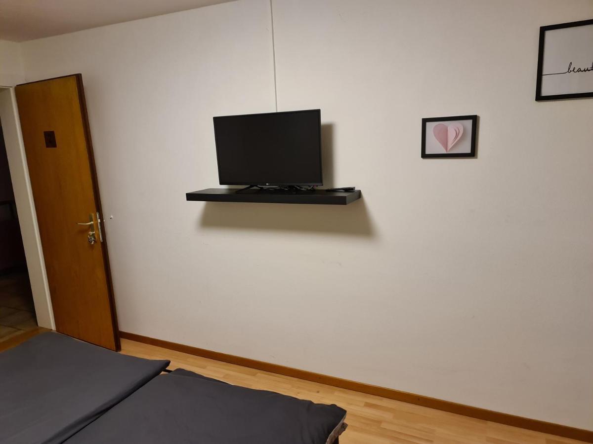 Auberge De Ballens Eksteriør bilde